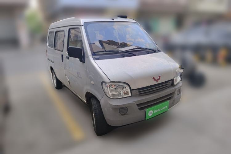 Used Wuling Zhiguang 2020 1.2L Practical Model China VI LSI Front Right 45 Deg