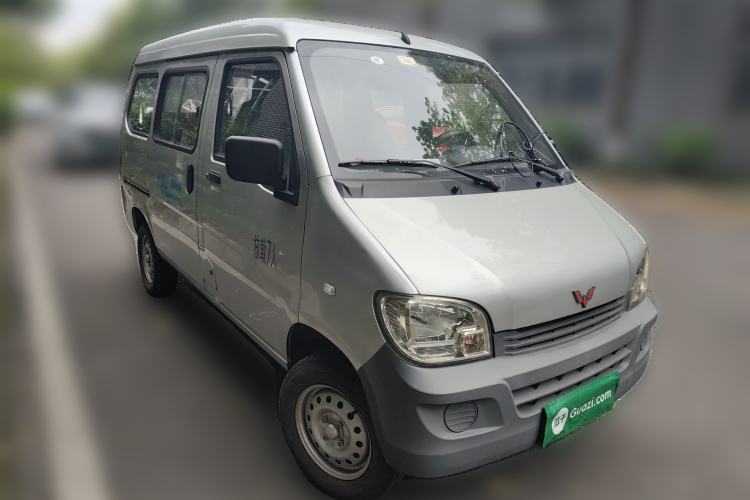 Used Wuling Zhiguang 2020 1.2L Practical Model China VI LSI Front Right 45 Deg