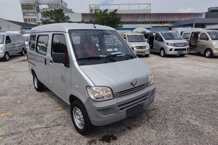 Used Wuling Zhiguang 2020 1.2L Practical Model China VI LSI Front Right 45 Deg