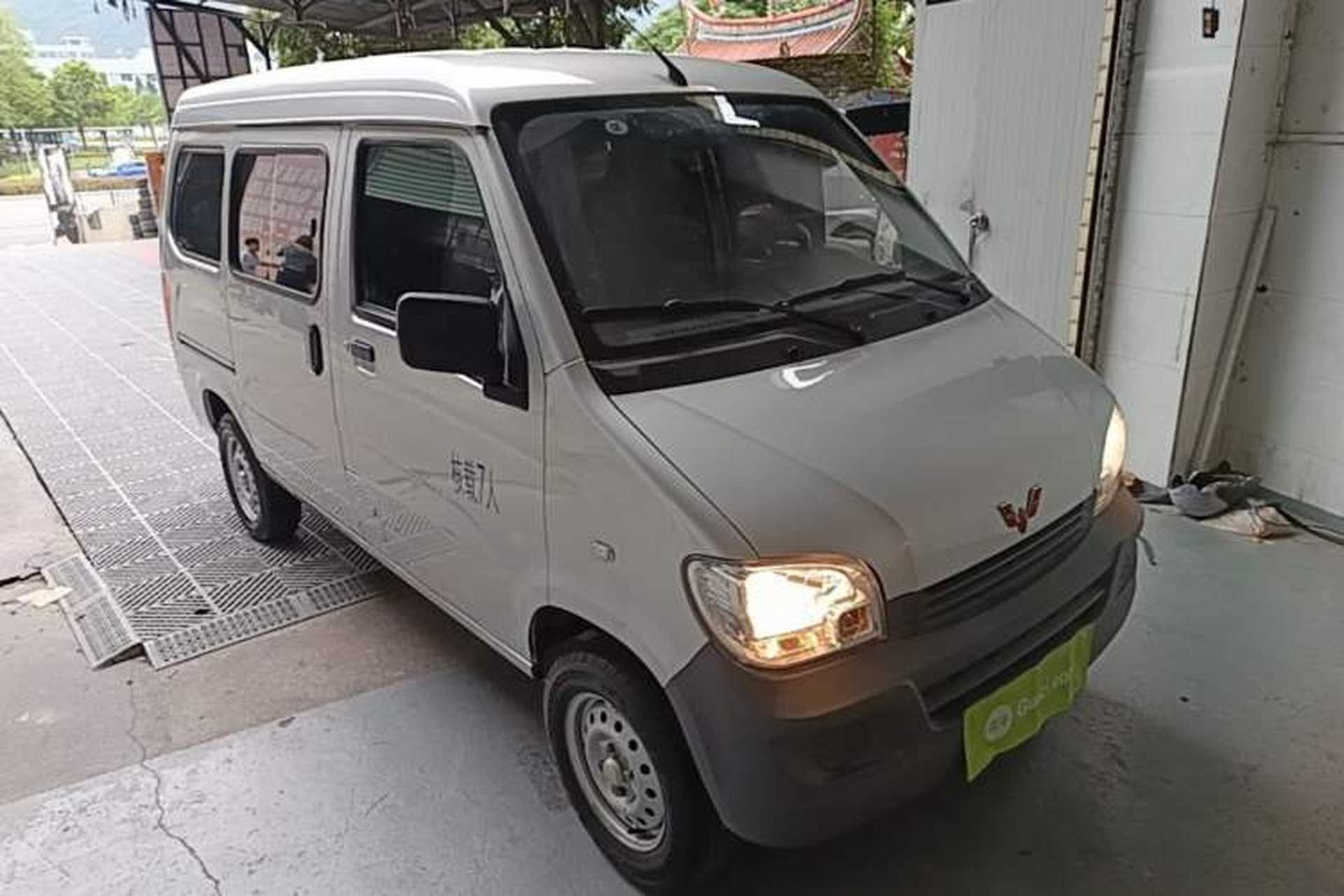 Used Wuling Zhiguang 2020 1.2L Practical Model China VI LSI Front Right 45 Deg