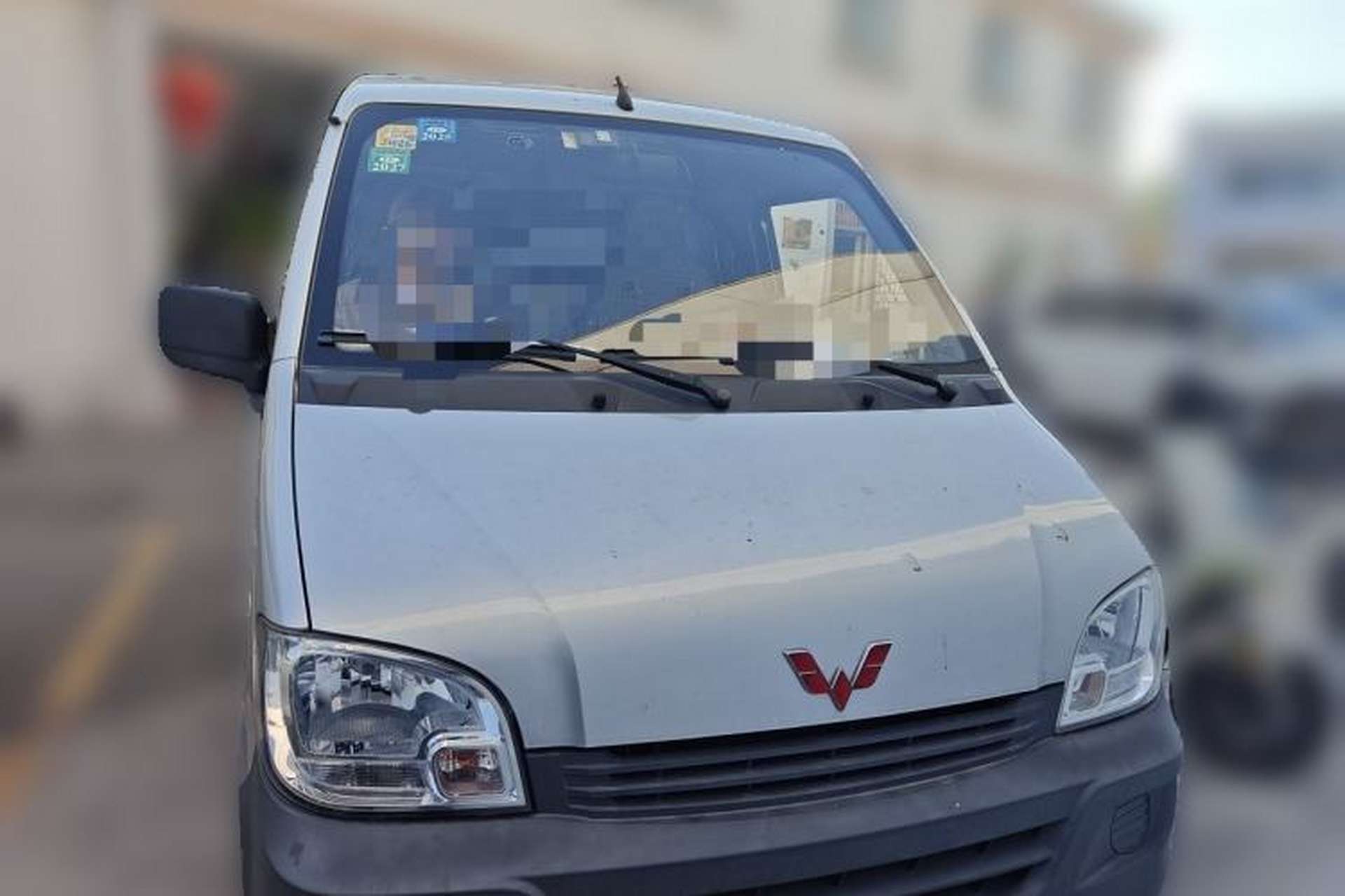 Used Wuling Zhiguang 2020 1.2L Van Utility Model China VI Emission Standard 2 Seats LSI Front
