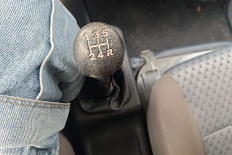 Used Wuling Zhiguang 2020 1.2L Practical Model China VI LSI Gear Lever