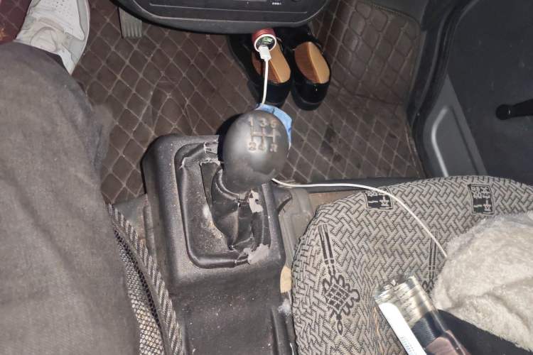 Used Wuling Zhiguang 2020 1.2L Practical Model China VI LSI Gear Lever