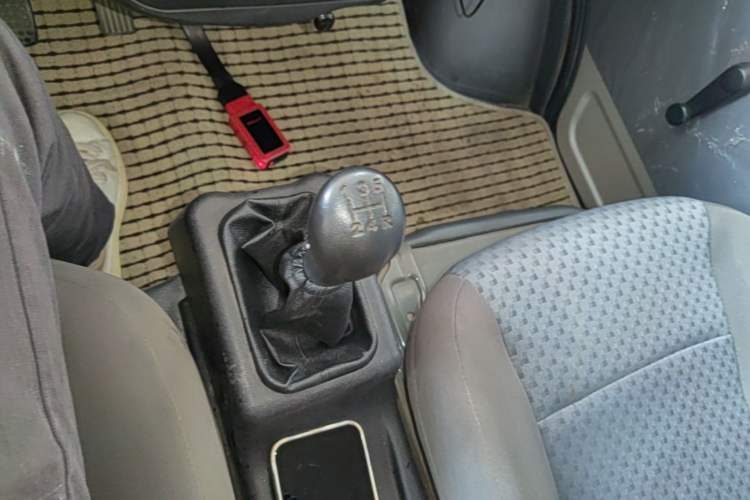 Used Wuling Zhiguang 2020 1.2L Practical Model China VI LSI Gear Lever