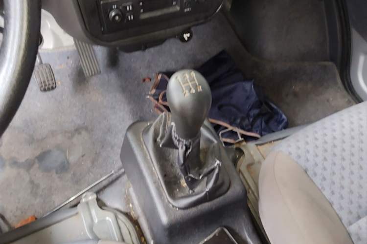 Used Wuling Zhiguang 2020 1.2L Practical Model China VI LSI Gear Lever