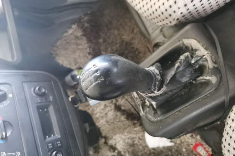 Used Wuling Zhiguang 2020 1.2L Practical Model China VI LSI Gear Lever
