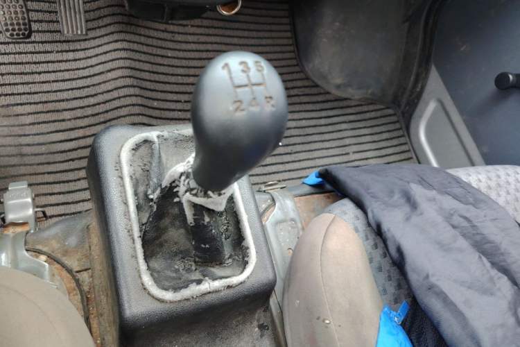 Used Wuling Zhiguang 2020 1.2L Practical Model China VI LSI Gear Lever