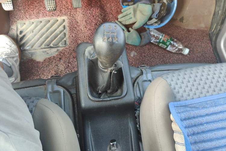 Used Wuling Zhiguang 2020 1.2L Practical Model China VI LSI Gear Lever