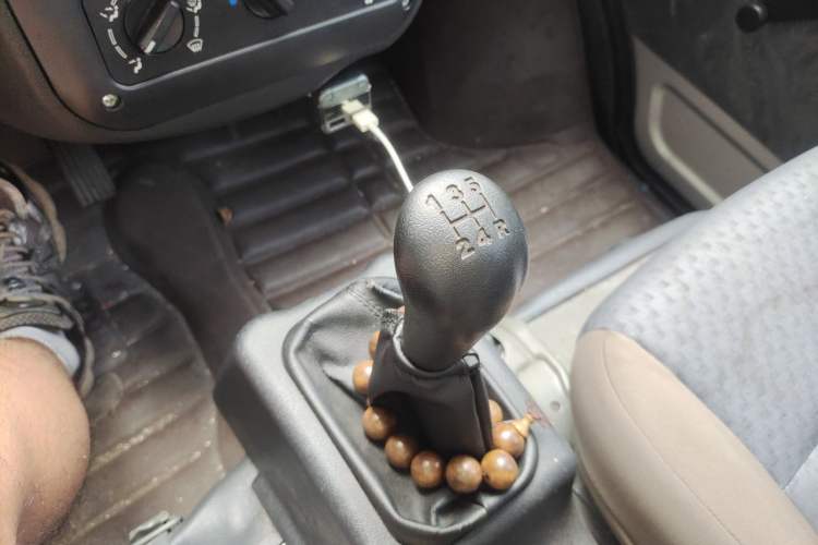 Used Wuling Zhiguang 2020 1.2L Practical Model China VI LSI Gear Lever