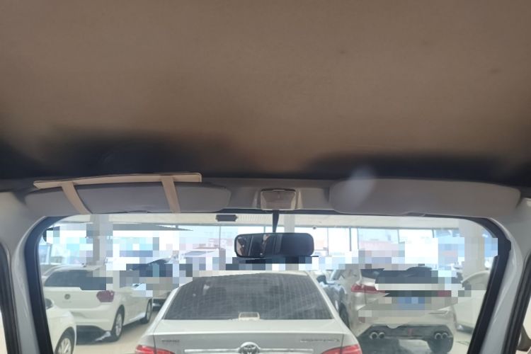 Used Wuling Zhiguang 2020 1.2L Van Utility Model China VI Emission Standard 2 Seats LSI Headliner