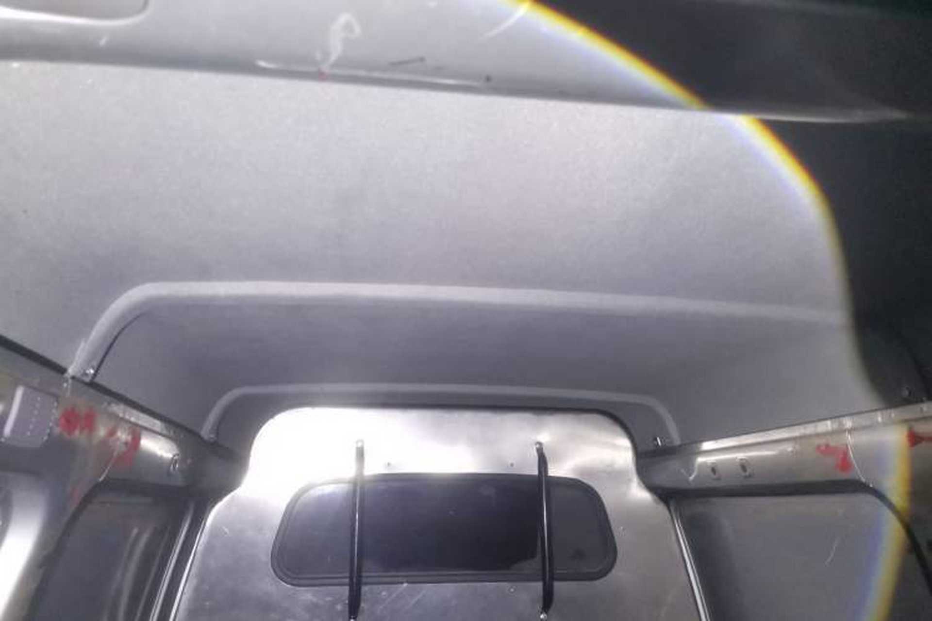 Used Wuling Zhiguang 2020 1.2L Van Utility Model China VI Emission Standard 2 Seats LSI Headliner