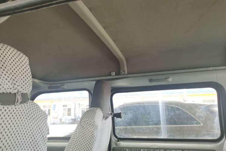 Used Wuling Zhiguang 2020 1.2L Practical Model China VI LSI Headliner
