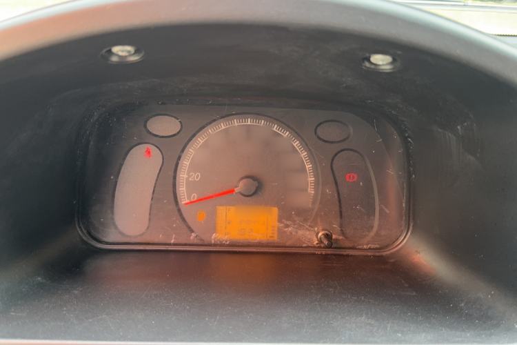 Used Wuling Zhiguang 2020 1.2L Van Utility Model China VI Emission Standard 5-Seater LSI Instrument Cluster
