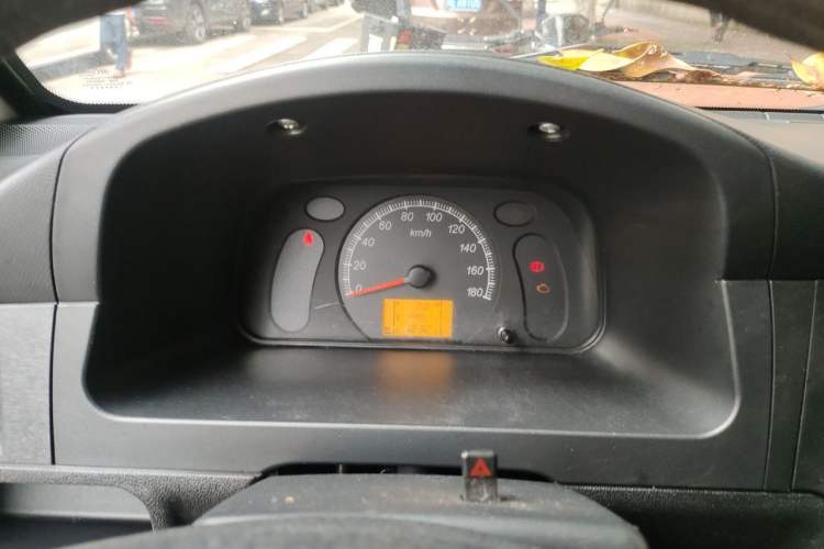 Used Wuling Zhiguang 2020 1.2L Van Utility Model China VI Emission Standard 2 Seats LSI Instrument Cluster