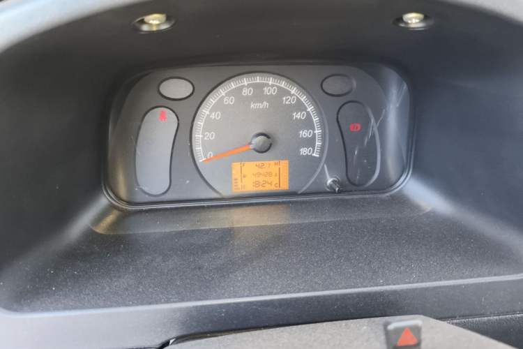 Used Wuling Zhiguang 2020 1.2L Practical Model China VI LSI Instrument Cluster
