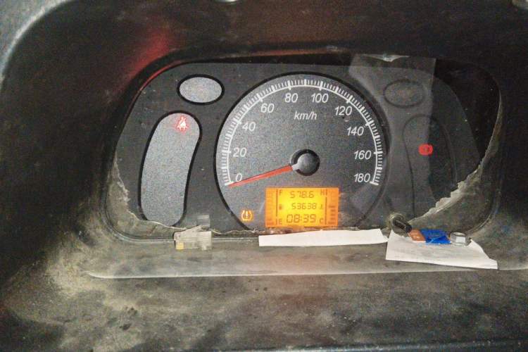 Used Wuling Zhiguang 2020 1.2L Practical Model China VI LSI Instrument Cluster
