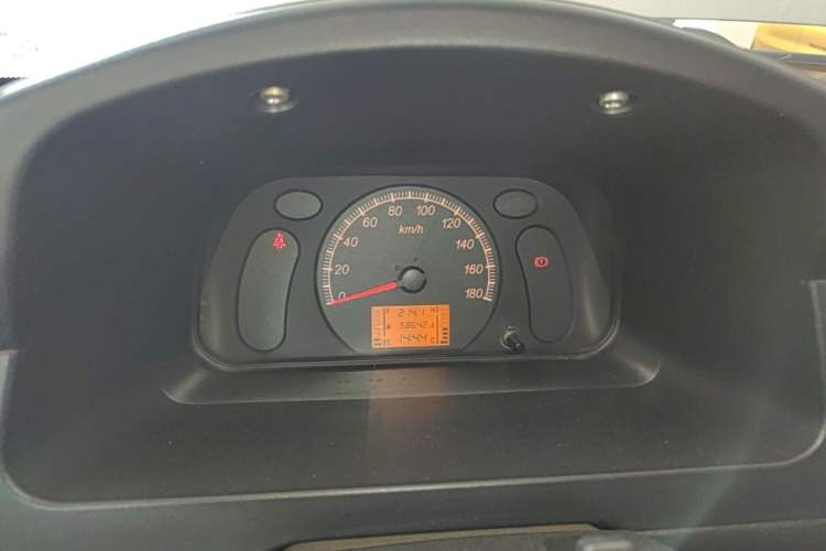 Used Wuling Zhiguang 2020 1.2L Practical Model China VI LSI Instrument Cluster