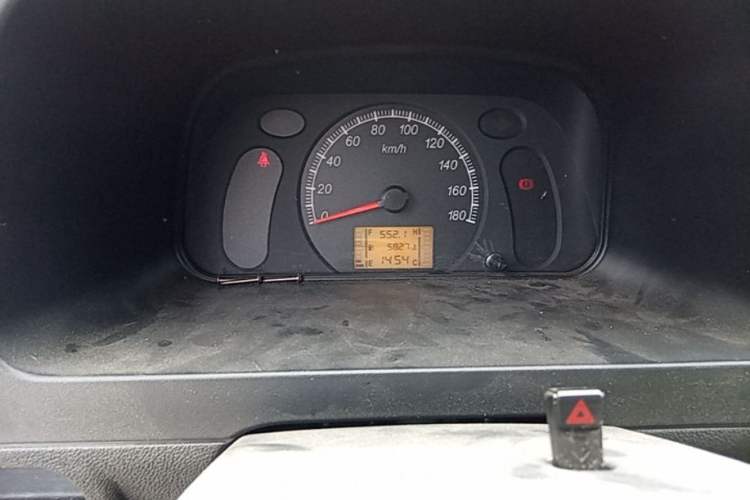 Used Wuling Zhiguang 2020 1.2L Practical Model China VI LSI Instrument Cluster