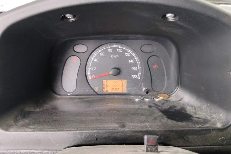Used Wuling Zhiguang 2020 1.2L Practical Model China VI LSI Instrument Cluster