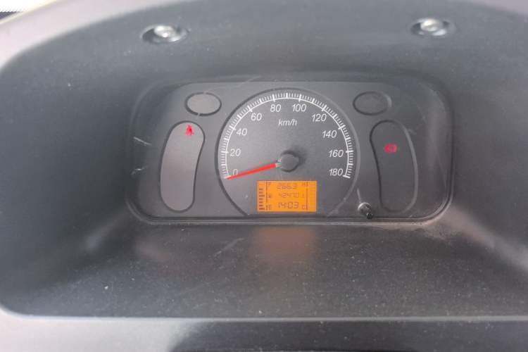 Used Wuling Zhiguang 2020 1.2L Practical Model China VI LSI Instrument Cluster