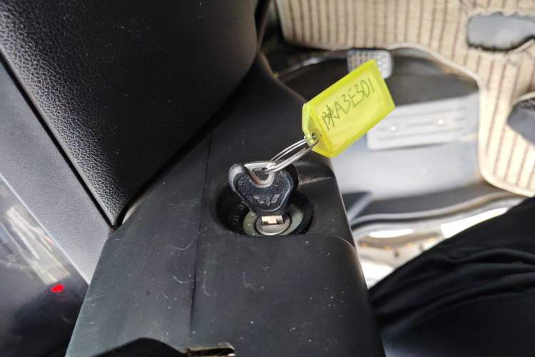 Used Wuling Zhiguang 2020 1.2L Practical Model China VI LSI Interior 1