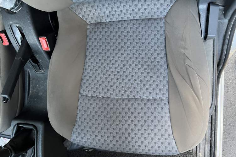 Used Wuling Zhiguang 2020 1.2L Practical Model China VI LSI Interior 4