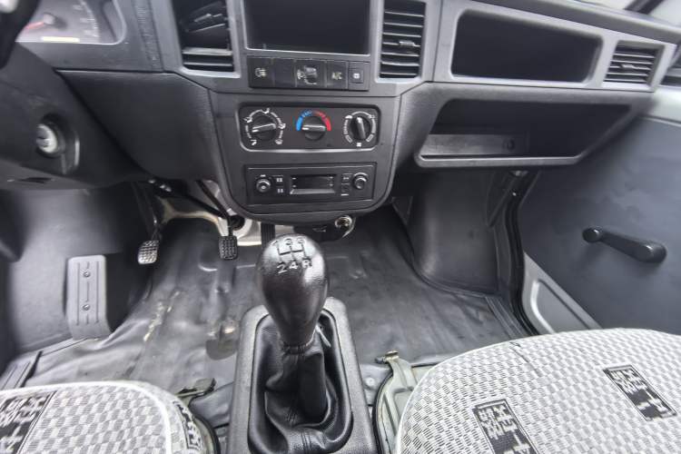 Used Wuling Zhiguang 2020 1.2L Practical Model China VI LSI Interior 4