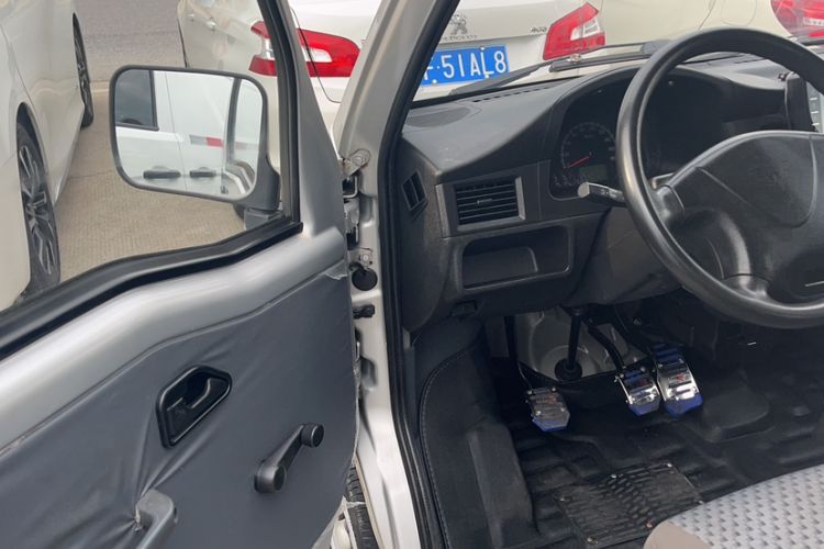 Used Wuling Zhiguang 2020 1.2L Practical Model China VI LSI Interior 4