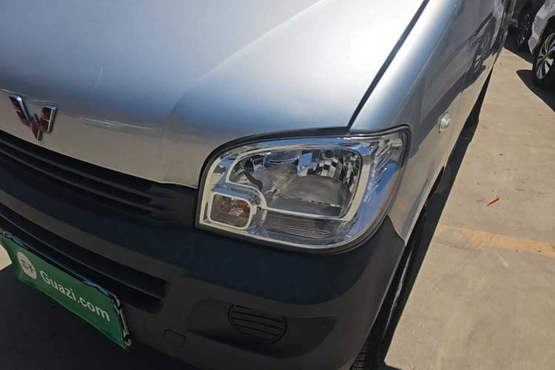Used Wuling Zhiguang 2020 1.2L Practical Model China VI LSI Left Front Headlight