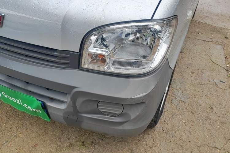 Used Wuling Zhiguang 2020 1.2L Van Utility Model China VI Emission Standard 2 Seats LSI Left Front Headlight