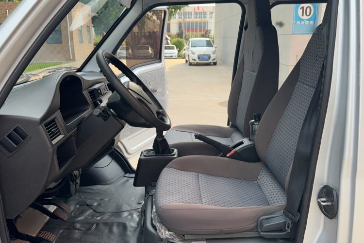 Used Wuling Zhiguang 2020 1.2L Van Utility Model China VI Emission Standard 5-Seater LSI Left Front Seat