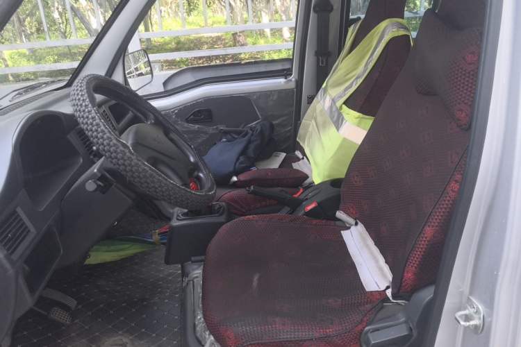 Used Wuling Zhiguang 2020 1.2L Practical Model China VI LSI Left Front Seat