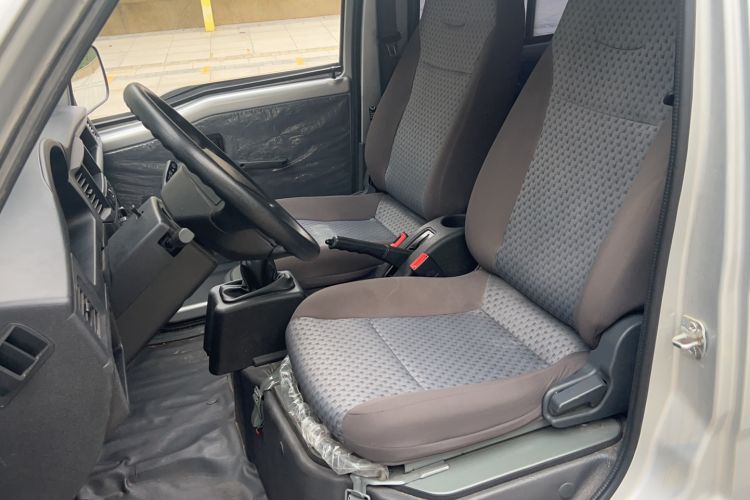 Used Wuling Zhiguang 2020 1.2L Practical Model China VI LSI Left Front Seat