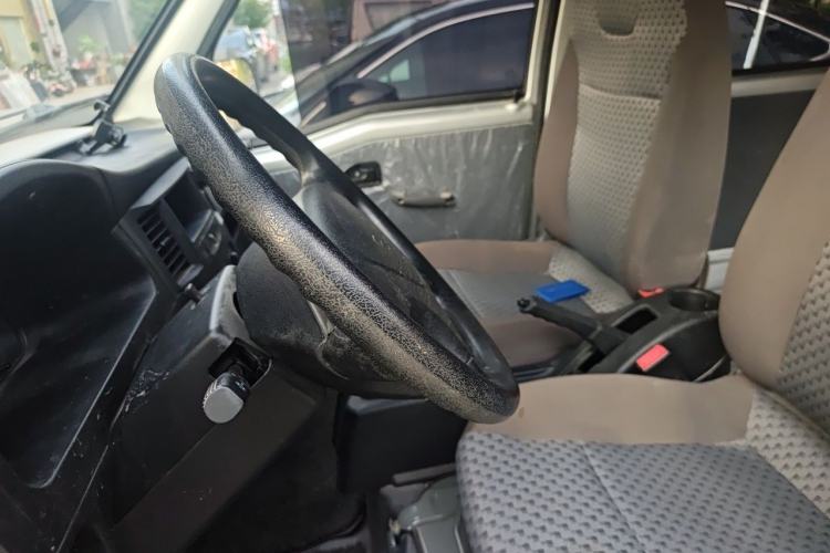 Used Wuling Zhiguang 2020 1.2L Practical Model China VI LSI Left Front Seat