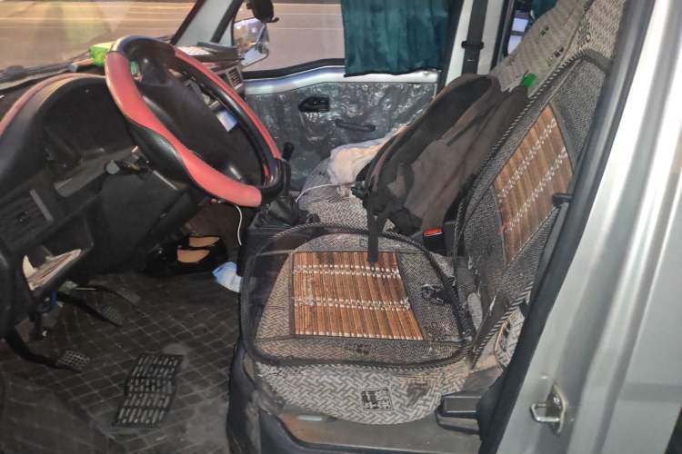 Used Wuling Zhiguang 2020 1.2L Practical Model China VI LSI Left Front Seat