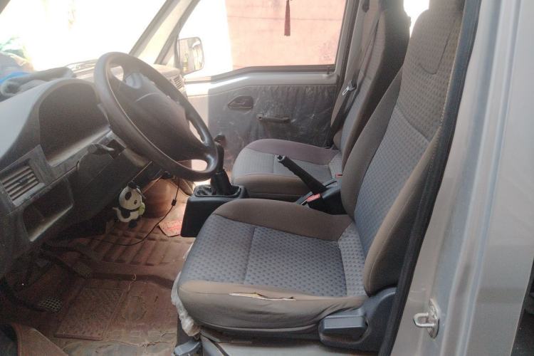 Used Wuling Zhiguang 2020 1.2L Practical Model China VI LSI Left Front Seat