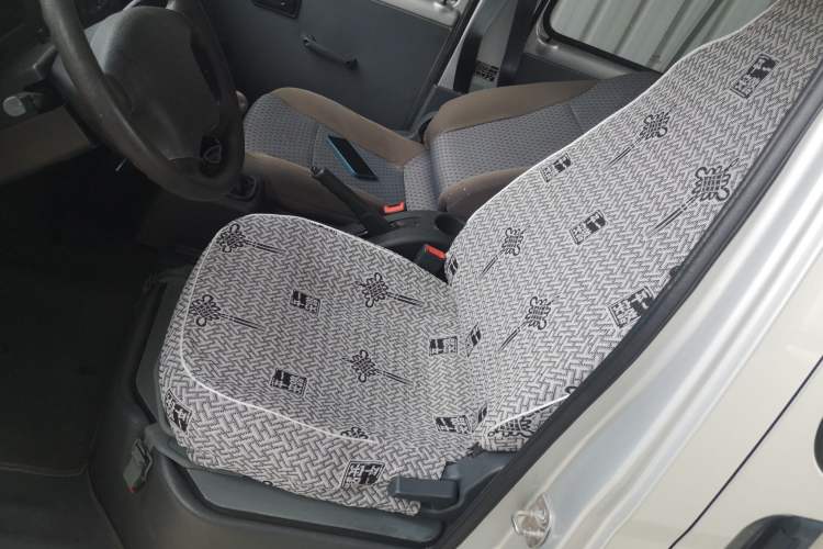 Used Wuling Zhiguang 2020 1.2L Practical Model China VI LSI Left Front Seat