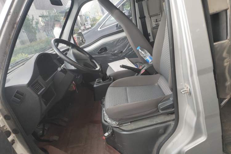 Used Wuling Zhiguang 2020 1.2L Van Utility Model China VI Emission Standard 2 Seats LSI Left Front Seat