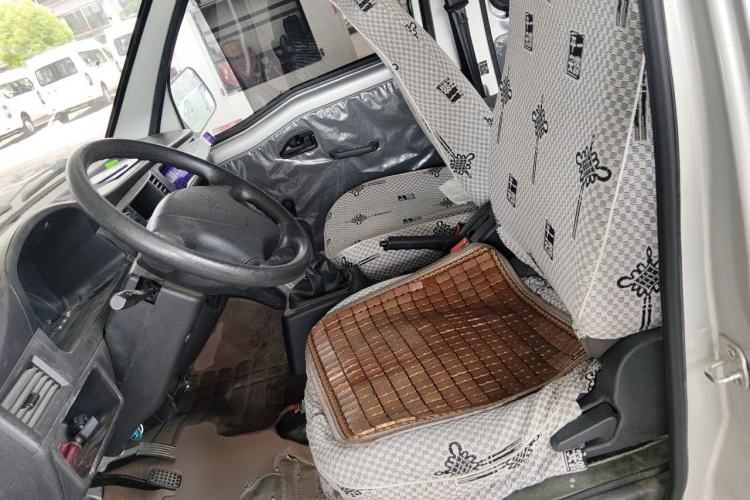 Used Wuling Zhiguang 2020 1.2L Practical Model China VI LSI Left Front Seat
