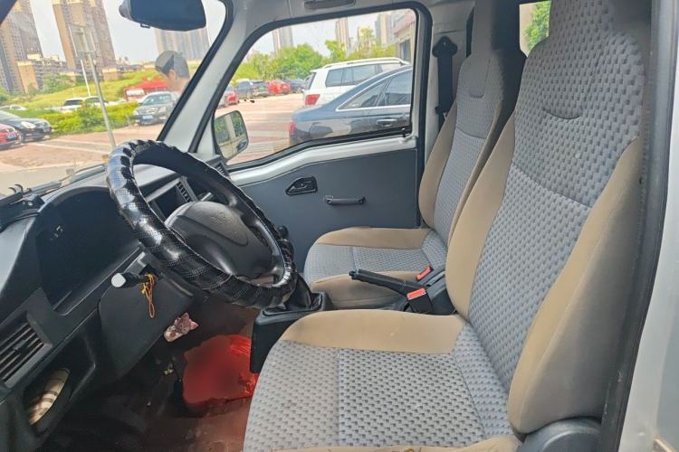 Used Wuling Zhiguang 2020 1.2L Practical Model China VI LSI Left Front Seat