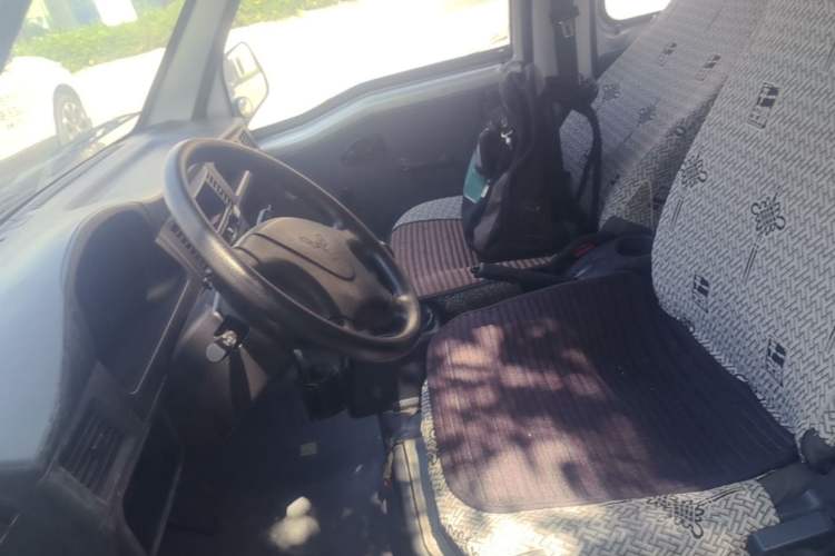 Used Wuling Zhiguang 2020 1.2L Practical Model China VI LSI Left Front Seat