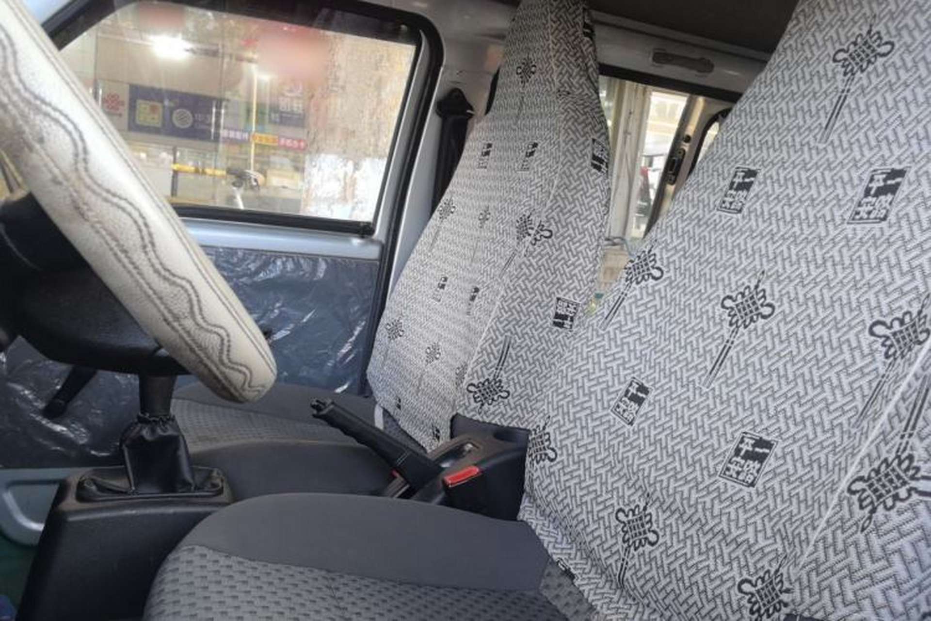 Used Wuling Zhiguang 2020 1.2L Practical Model China VI LSI Left Front Seat