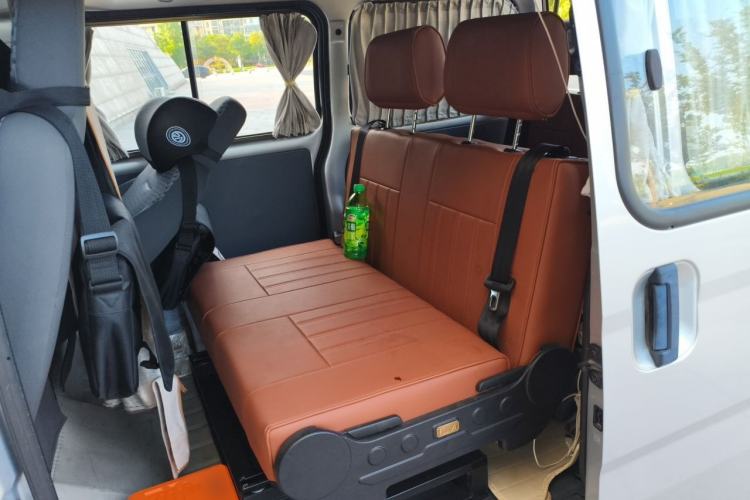 Used Wuling Zhiguang 2020 1.2L Practical Model China VI LSI Left Rear Seat