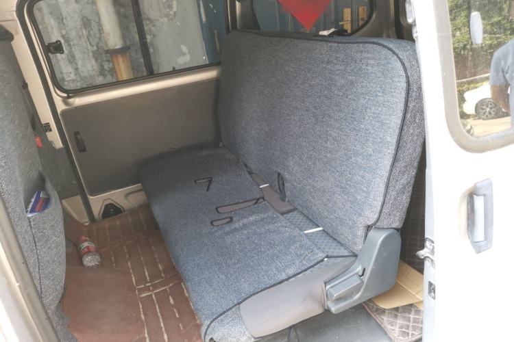 Used Wuling Zhiguang 2020 1.2L Practical Model China VI LSI Left Rear Seat
