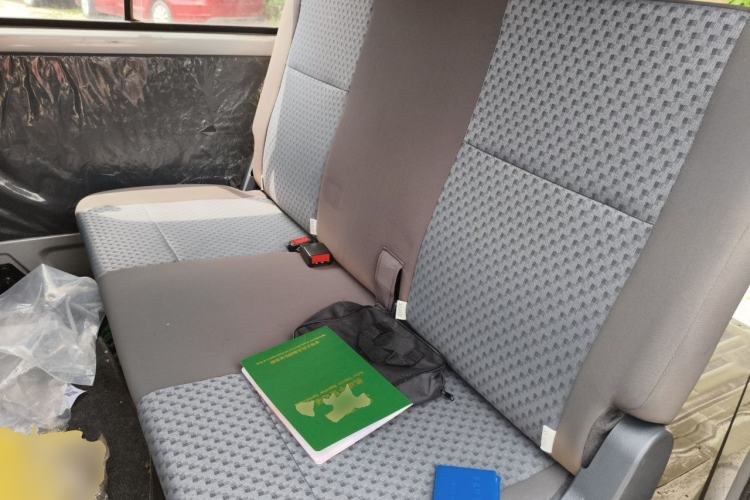 Used Wuling Zhiguang 2020 1.2L Practical Model China VI LSI Left Rear Seat