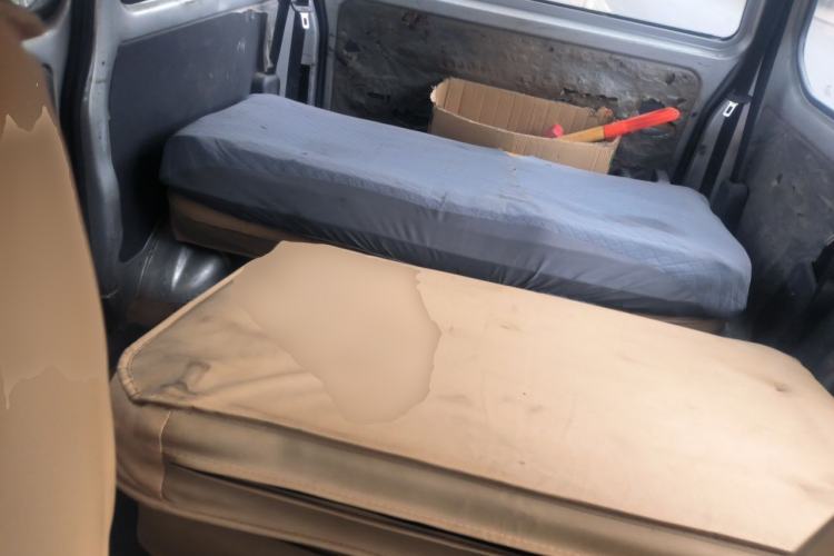 Used Wuling Zhiguang 2020 1.2L Practical Model China VI LSI Left Rear Seat