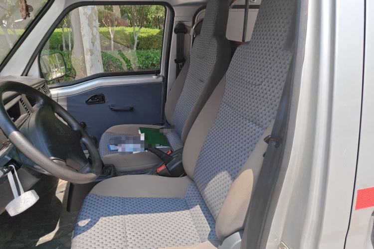 Used Wuling Zhiguang 2020 1.2L Van Utility Model China VI Emission Standard 2 Seats LSI Left Rear Seat