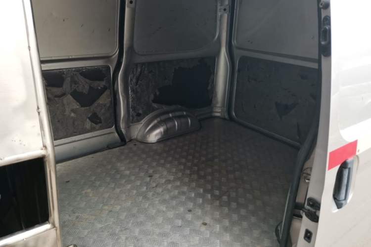 Used Wuling Zhiguang 2020 1.2L Van Utility Model China VI Emission Standard 2 Seats LSI Left Rear Seat