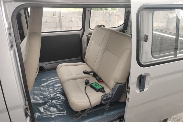 Used Wuling Zhiguang 2020 1.2L Practical Model China VI LSI Left Rear Seat