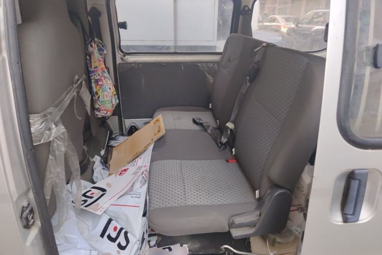 Used Wuling Zhiguang 2020 1.2L Practical Model China VI LSI Left Rear Seat